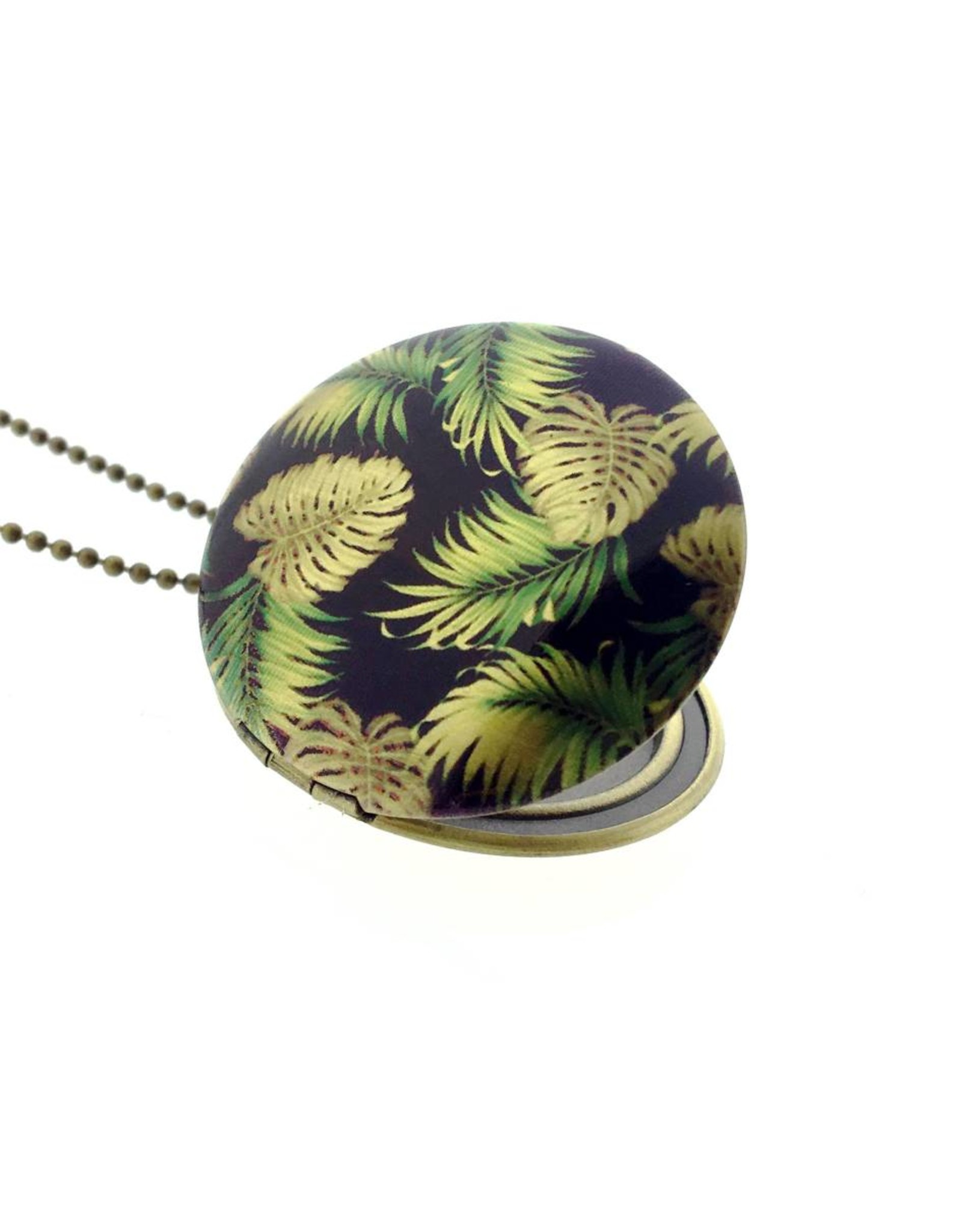 Locket tropical leafs