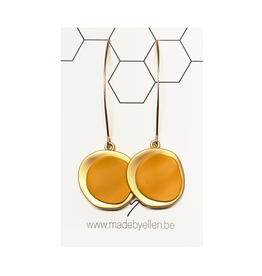 oorbEllen hangers mat goud oker