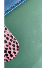 Handtas leder flip afgerond blauw groen roze/pastelgeel