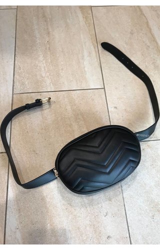 BLACK - 'MONICA' - FANNY PACK LARGE LEATHERLOOK BLACK - 'MONICA' - FANNY PACK LARGE LEATHERLOOK