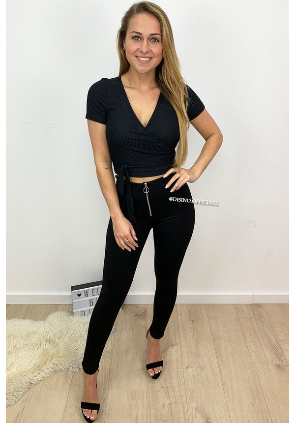 BLACK - 'KHLOE' - HIGH WAIST TREGGING PANTS WITH ZIP