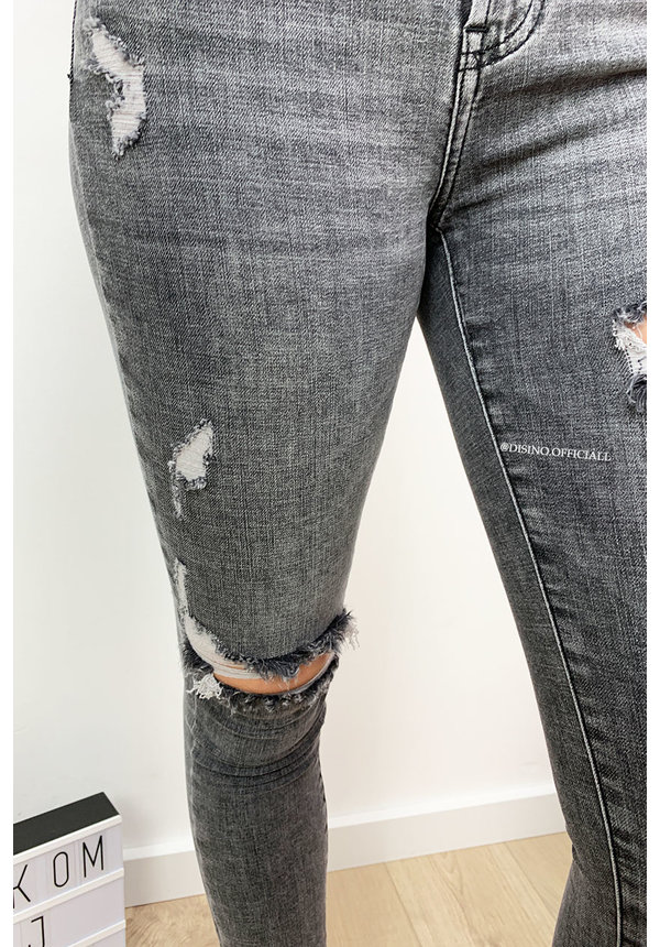 QUEEN HEARTS JEANS - GREY - HIGH WAIST DESTROYED SKINNY JEANS - 692