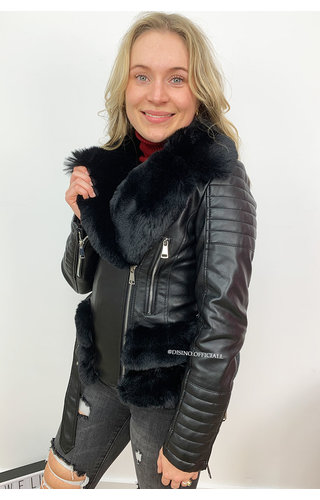 BLACK - 'FURRY BIKER' - VEGAN LEATHER GEVOERDE JACKET WITH FAKE FUR BLACK - 'FURRY BIKER' - VEGAN LEATHER GEVOERDE JACKET WITH FAKE FUR