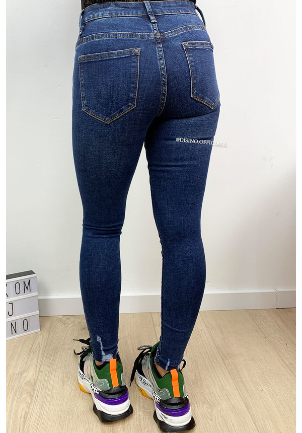 QUEEN HEARTS JEANS - DARK BLUE - SKINNY CROP FRAY HEM - 9020