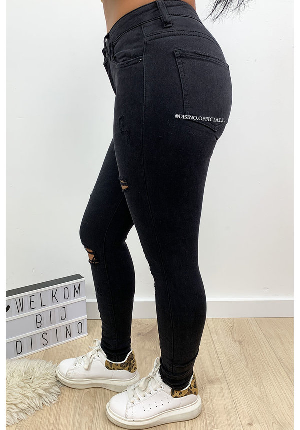 QUEEN HEARTS JEANS - BLACK - HIGH WAIST DESTROYED SKINNY JEANS - 692