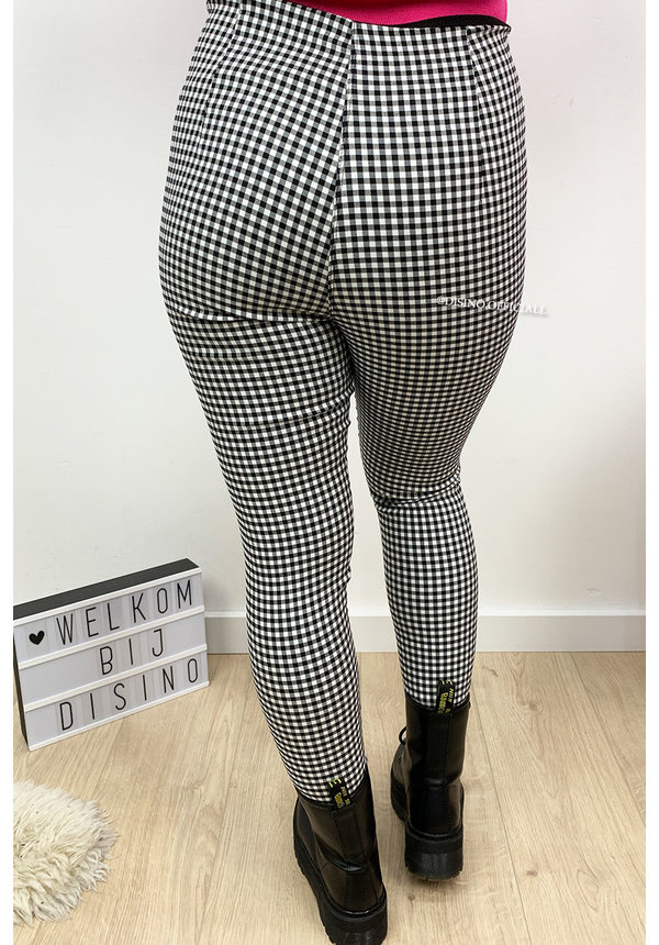 BLACK - 'GINGHAM' - HIGH WAIST GOLD BUTTON TREGGING PANTS