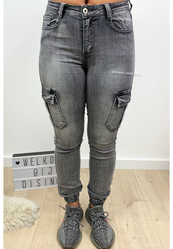 GREY - 'ALEXA' - SUPER STRETCH DENIM CARGO PANTS