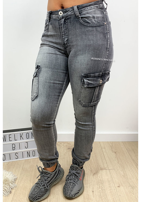 GREY - 'ALEXA' - SUPER STRETCH DENIM CARGO PANTS