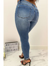 QUEEN HEARTS JEANS - BLUE - SUPER SKINNY RIPPED ROLL UP - 686