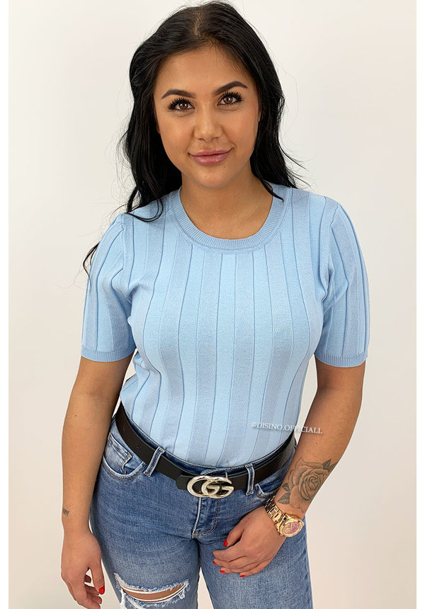 LIGHT BLUE - 'SABINE' - RIBBED SHORT SLEEVE TOP