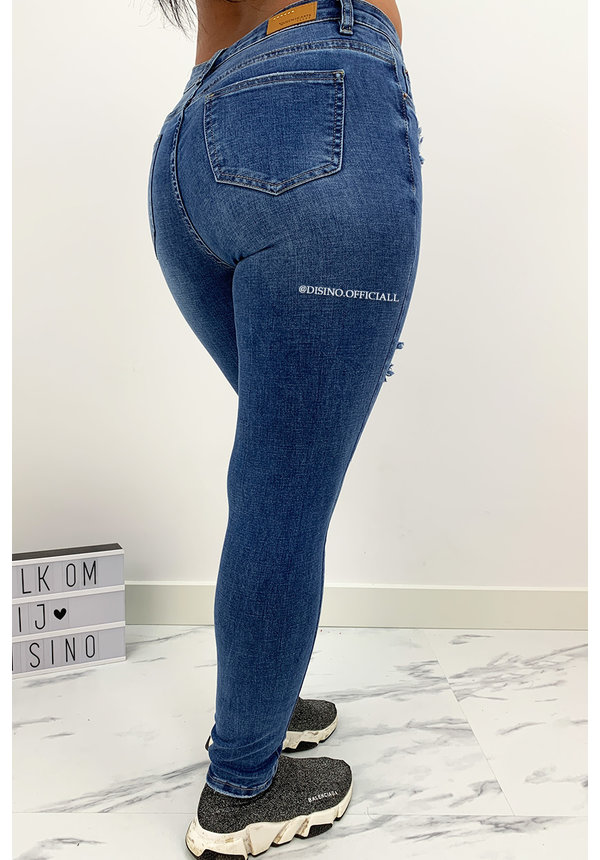 QUEEN HEARTS JEANS - BLUE - SKINNY RIPS DETAIL - 698