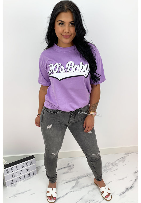 LILA - '90's BABY' - SLOGAN TEE