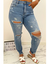 QUEEN HEART JEANS - LIGHT BLUE - SLIM FIT RIPPED BOYFRIEND JEANS - 760