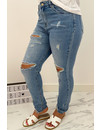 QUEEN HEART JEANS - LIGHT BLUE - SLIM FIT RIPPED BOYFRIEND JEANS - 760