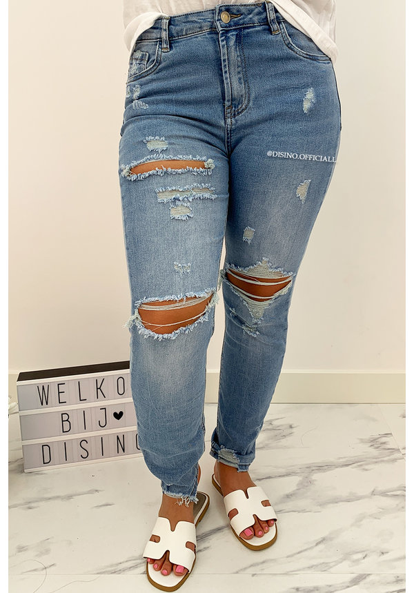 QUEEN HEART JEANS - LIGHT BLUE - SLIM FIT RIPPED BOYFRIEND JEANS - 760