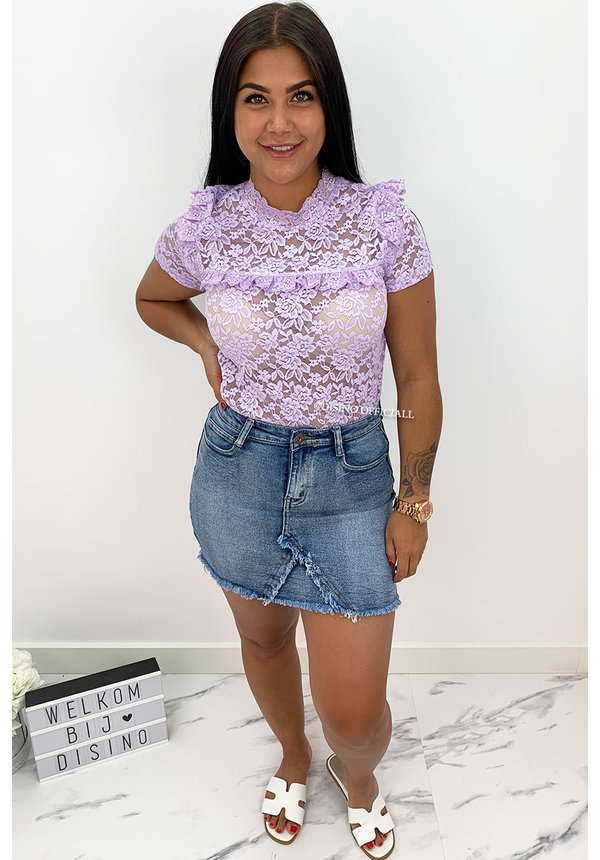 LILA - 'MAIKE' - ALL OVER LACE SHORT SLEEVE TOP