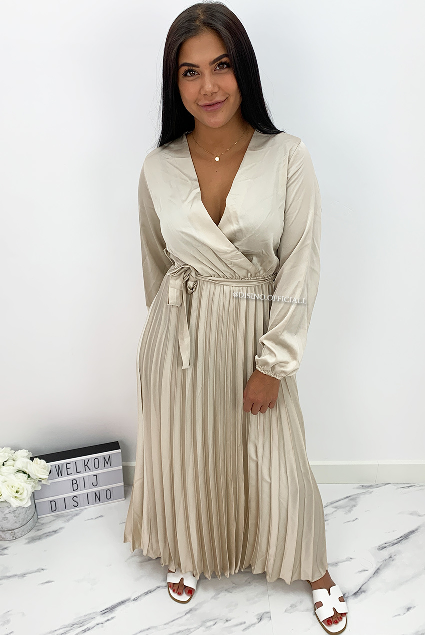 SATIN LONG SLEEVE PLISSE MAXI DRESS 