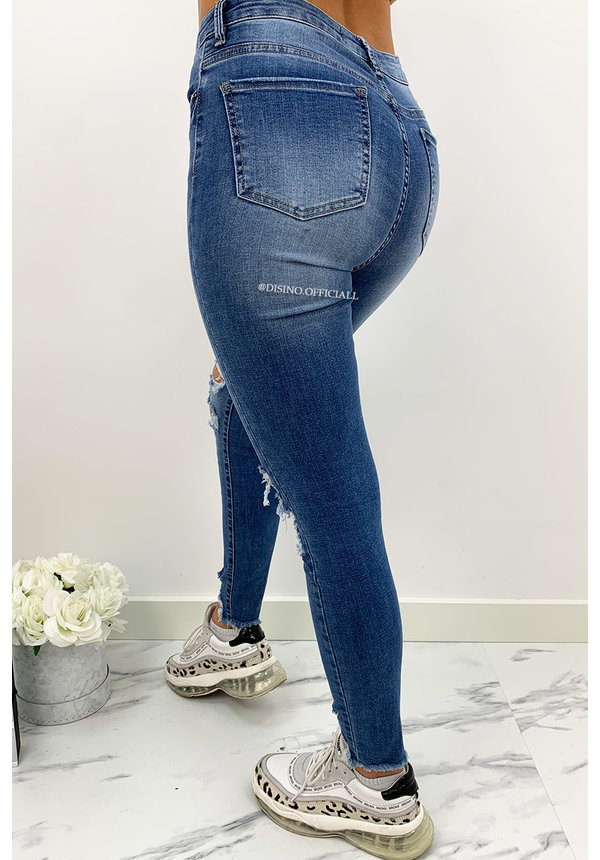 QUEEN HEARTS JEANS - BLUE - HIGH WAIST RIPPED SKINNY JEANS - 847