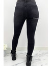 QUEEN HEARTS JEANS - BLACK - PERFECT RIPPED SUPER HIGH WAIST - 834