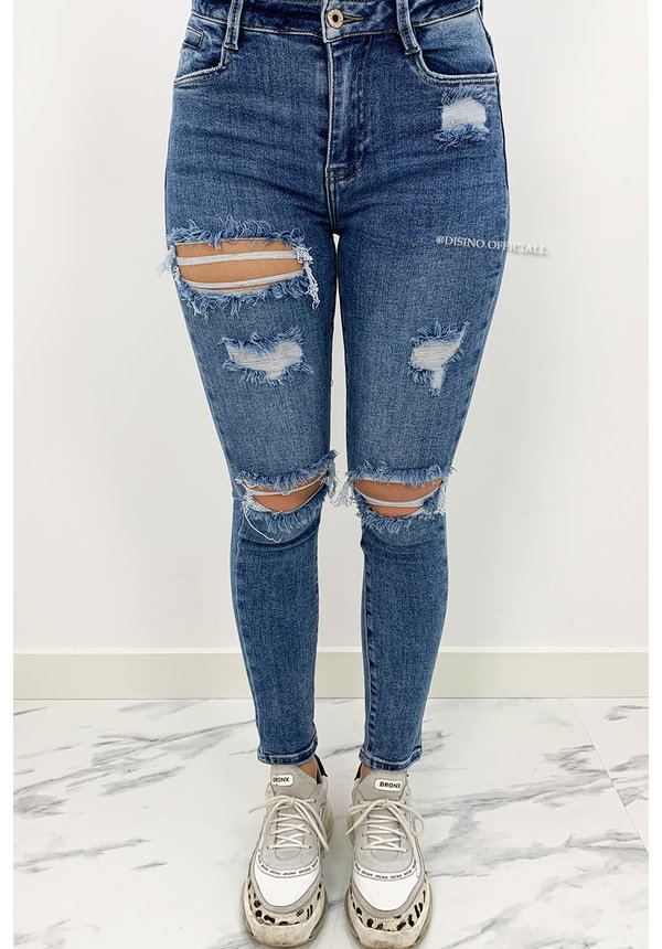 QUEEN HEARTS JEANS - WASHED BLUE - RIPPED SKINNY HIGH WAIST - 851