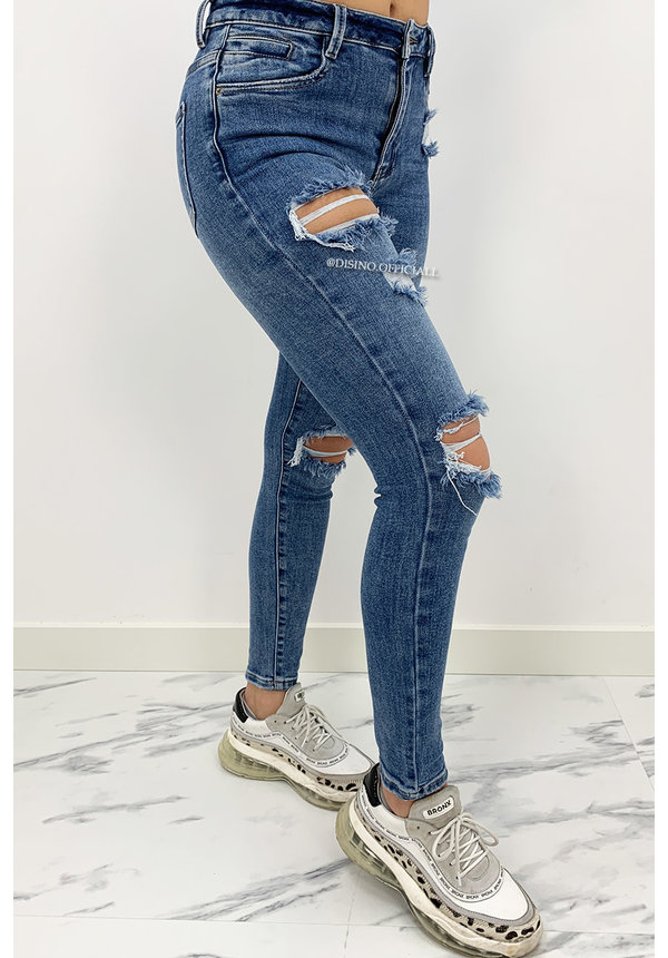 QUEEN HEARTS JEANS - WASHED BLUE - RIPPED SKINNY HIGH WAIST - 851