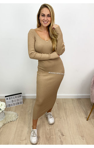 BEIGE - 'JAZZY' - MAXI RIBBED DRESS BEIGE - 'JAZZY' - MAXI RIBBED DRESS
