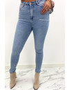 QUEEN HEARTS JEANS - LIGHT BLUE - PERFECT SUPER HIGH WAIST - 877