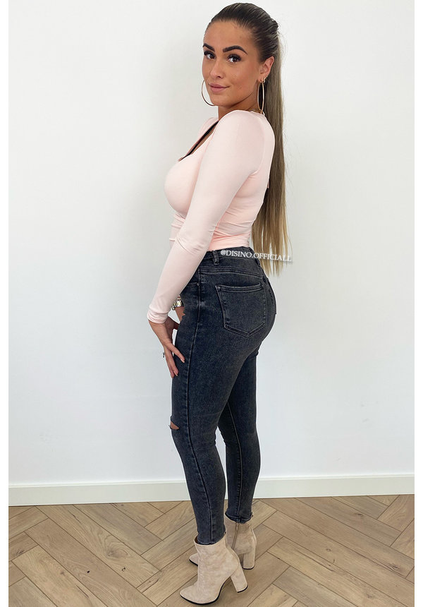 PINK - 'NICOLE SQUARE' - PERFECT FIT LONG SLEEVE TOP