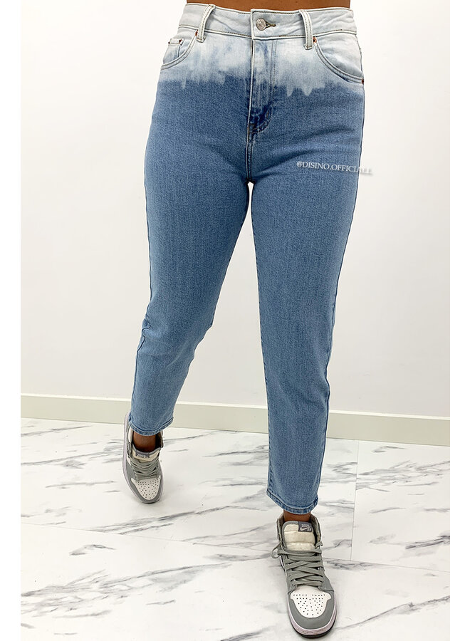 EVERYDAY JEANS - LIGHT BLUE - DIP DYE HIGH WAIST MUM JEANS - 016