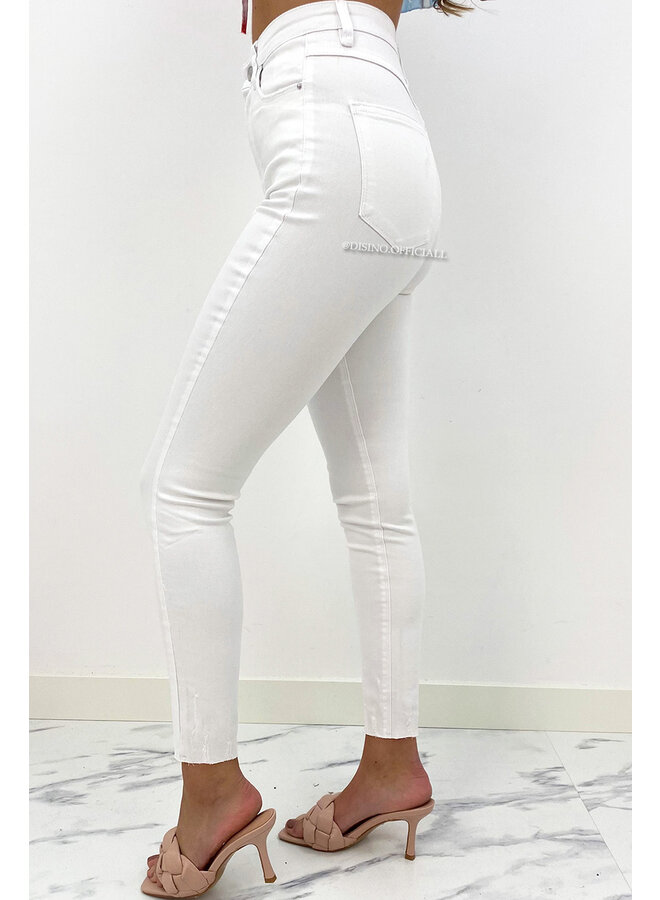 QUEEN HEARTS JEANS - WHITE - PERFECT SUPER HIGH WAIST - 9171