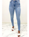 QUEEN HEARTS JEANS - LIGHT BLUE - PERFECT HIGH WAIST JEANS - 907