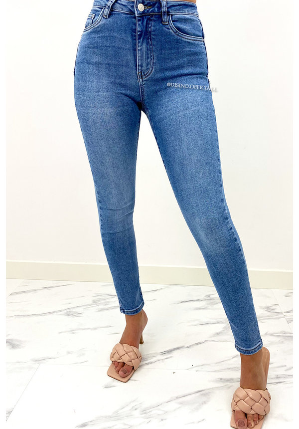 QUEEN HEARTS JEANS - BLUE - PERFECT PUSH UP JEANS - 840