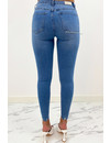 QUEEN HEARTS JEANS - LIGHT BLUE - SKINNY JEANS FRAY HEM - 767