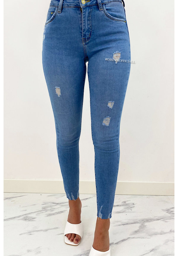 QUEEN HEARTS JEANS - LIGHT BLUE - SKINNY JEANS FRAY HEM - 767