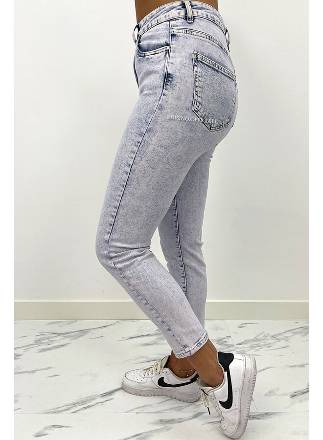 QUEEN HEART JEANS - WHITE WASH BLUE - SUPER STRETCH MUM JEANS - 031