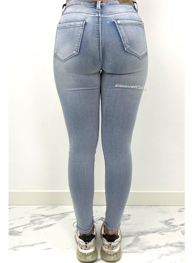 TOXIC JEANS - LIGHT BLUE - SUPER STRETCH MID WAIST SKINNY - 711