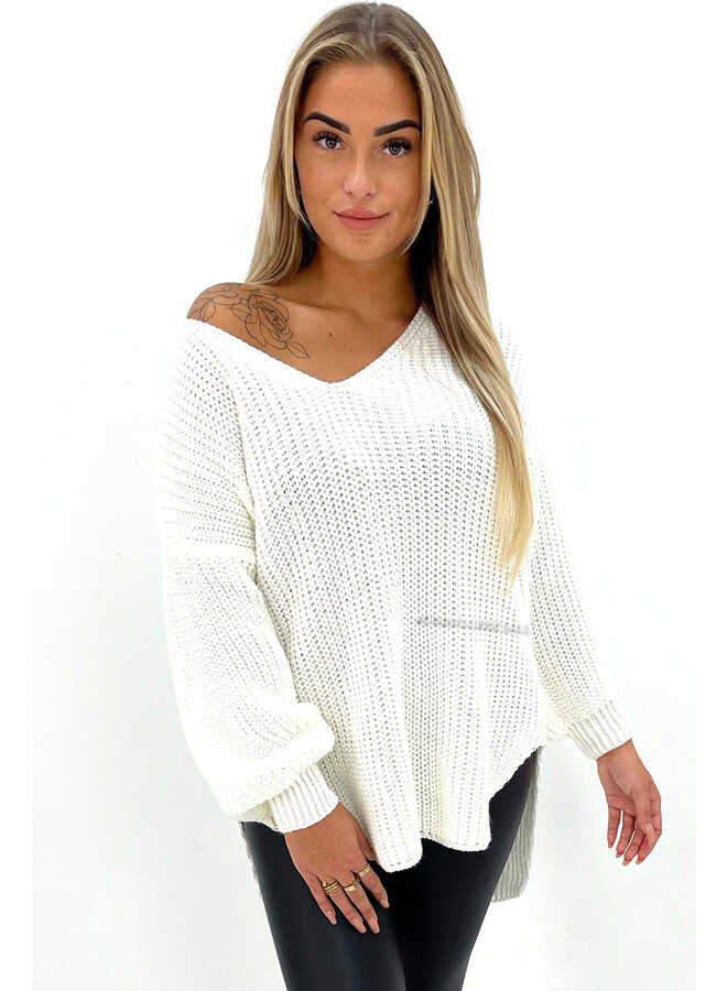 WHITE - 'MANDY' - OVERSIZED KNIT SWEATER