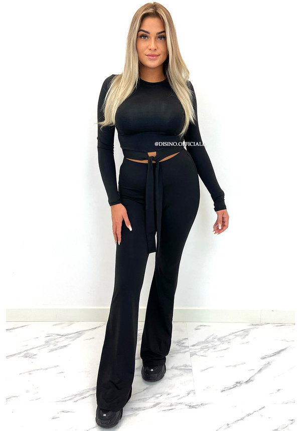 BLACK - 'DENICE' - PERFECT FIT LONG SLEEVE CROP TOP