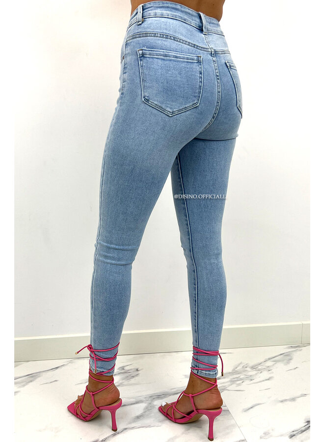 REDIAL - LIGHT BLUE - PERFECT HIGH WAIST SKINNY JEANS - 8133