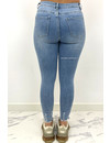 LAULIA - LIGHT BLUE - MEDIUM WAIST RIPPED SKINNY JEANS CROPPED - 318