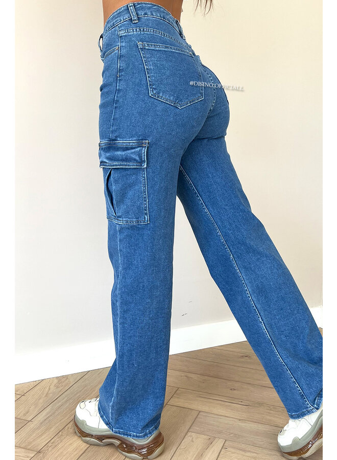 BLUE - 'DENIM CARGO' - STRETCH CARGO STRAIGHT LEG JEANS