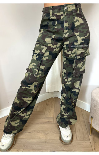 ARMY - 'SHAY STRETCH' - PERFECT FIT CARGO STRAIGHT LEG JEANS ARMY - 'SHAY STRETCH' - PERFECT FIT CARGO STRAIGHT LEG JEANS