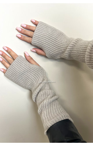 BEIGE - 'LILLY HANDWARMER' - SUPER SOFT & WARM HANDWARMER BEIGE - 'LILLY HANDWARMER' - SUPER SOFT & WARM HANDWARMER