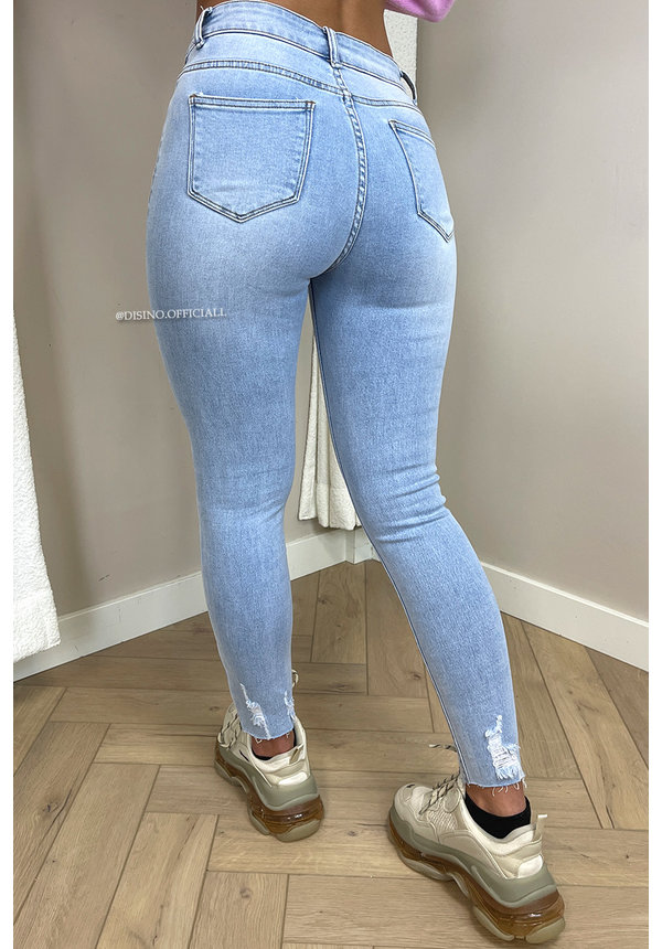 REDIAL - LIGHT BLUE - PERFECT HIGH WAIST SKINNY JEANS - 8267