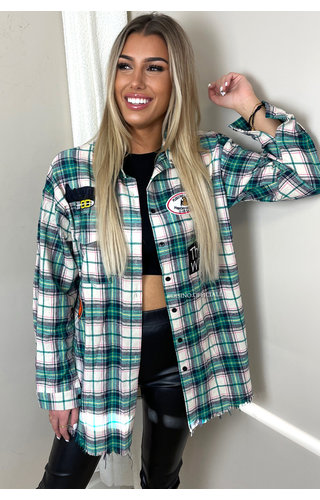 GREEN - 'JONES' - CHECKED OVERSIZED BOYFRIEND BLOUSE PATCHES GREEN - 'JONES' - CHECKED OVERSIZED BOYFRIEND BLOUSE PATCHES