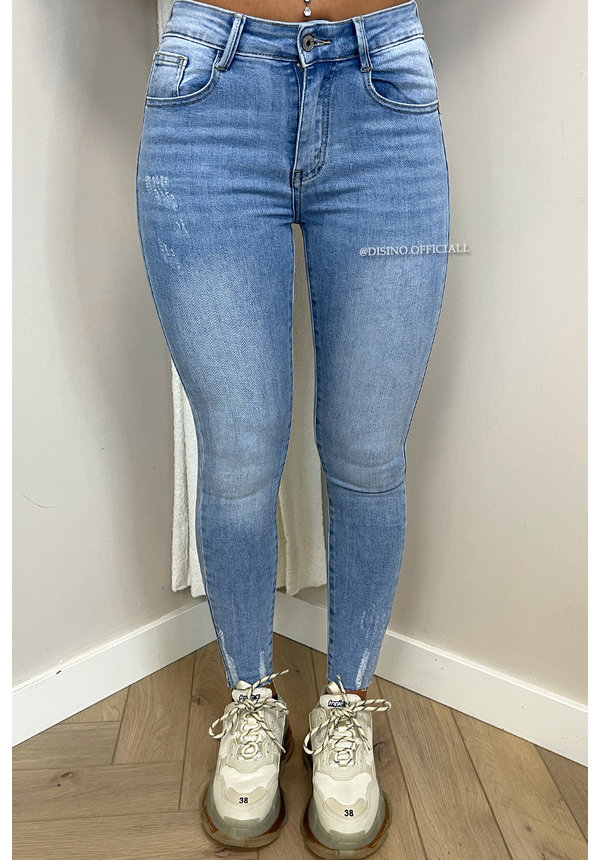 REDIAL - LIGHT BLUE - PERFECT HIGH WAIST SKINNY JEANS - 8238