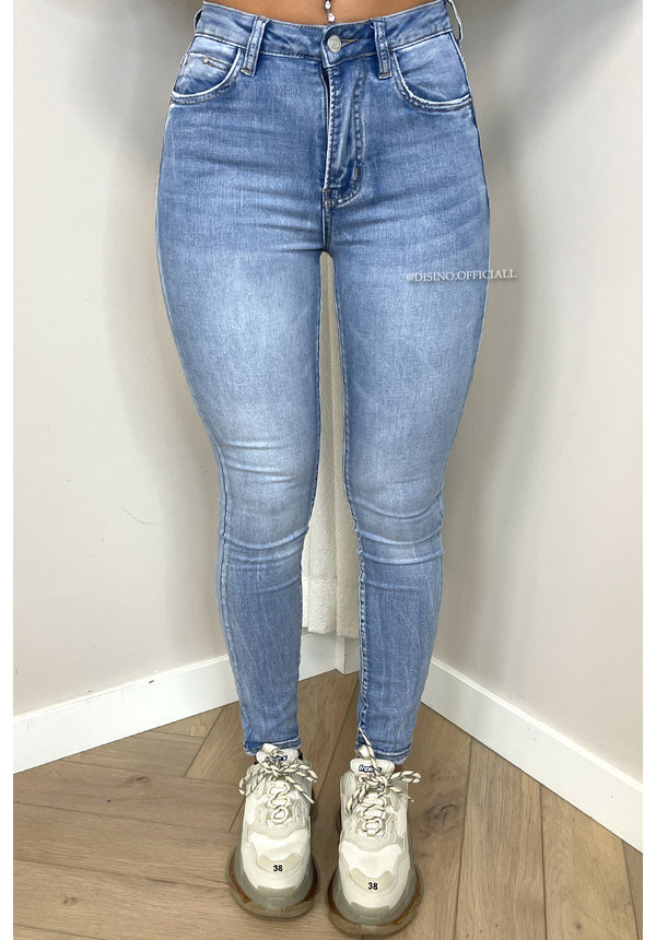 QUEEN HEARTS JEANS - LIGHT BLUE - PERFECT HIGH WAIST SKINNY JEANS - 962