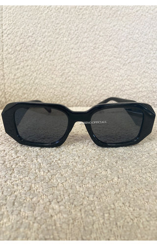 BLACK - 'MILANO SUNNIES' - INSPIRED SUNGLASSES BLACK - 'MILANO SUNNIES' - INSPIRED SUNGLASSES