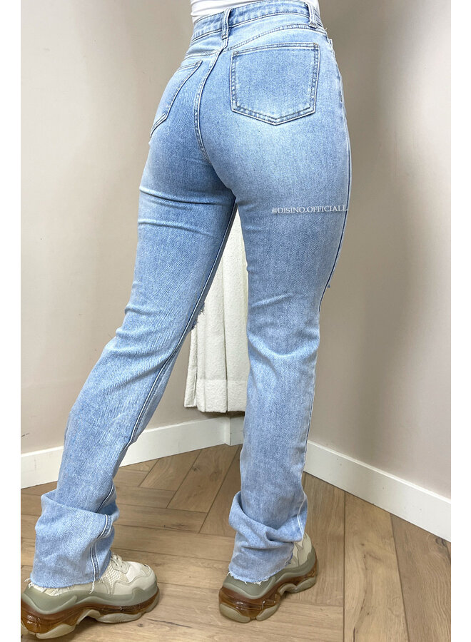 LIGHT BLUE - 'MIAMI' - EXTRA LONG SUPER STRETCH STRAIGHT LEG JEANS
