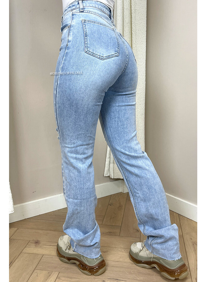 LIGHT BLUE - 'MIAMI' - EXTRA LONG SUPER STRETCH STRAIGHT LEG JEANS